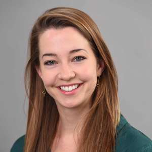 Julia Greenwood Headshot