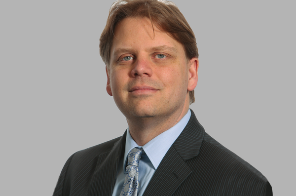 Chris Claxton Headshot